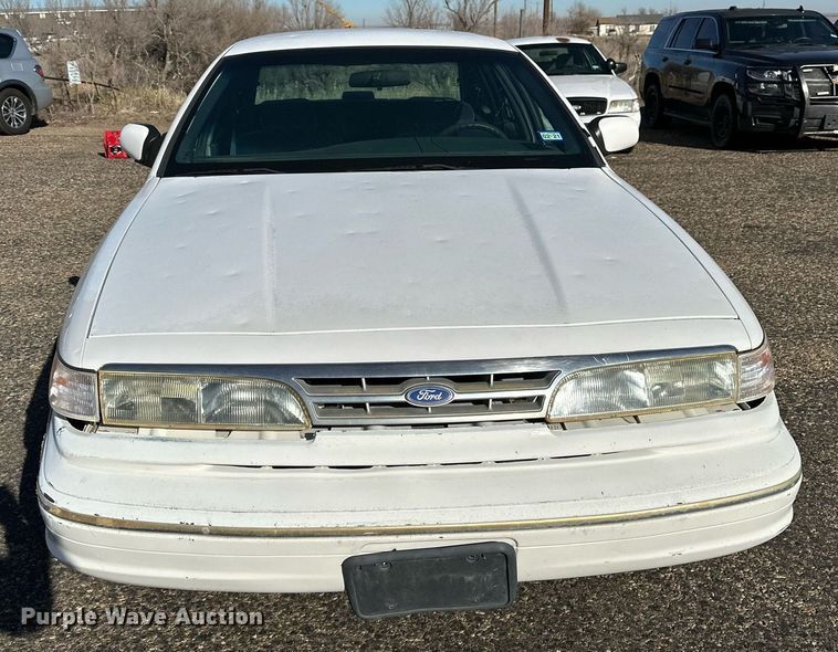 image for item JT9174 1996 Ford Crown Victoria Police Interceptor  