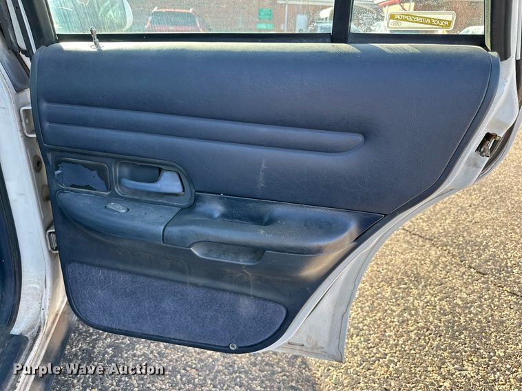 image for item JT9174 1996 Ford Crown Victoria Police Interceptor  