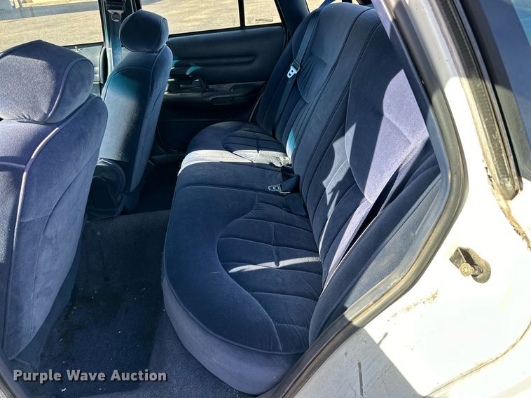 image for item JT9174 1996 Ford Crown Victoria Police Interceptor  