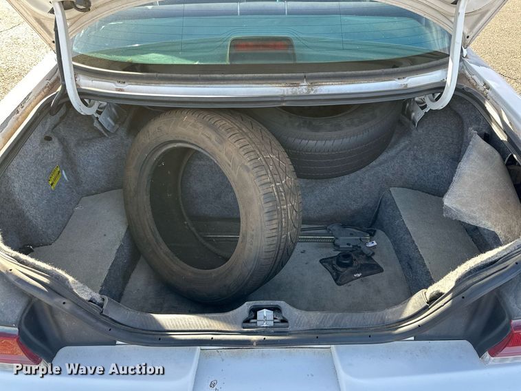 image for item JT9174 1996 Ford Crown Victoria Police Interceptor  