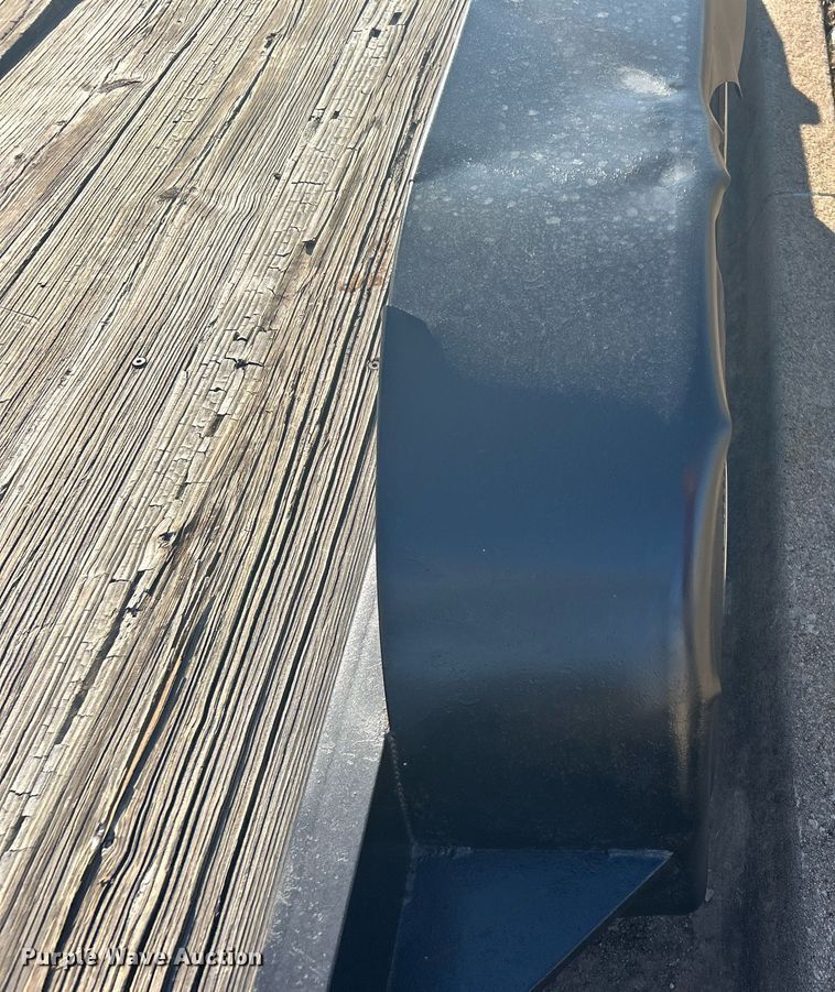 image for item KH9506 Equipment trailer