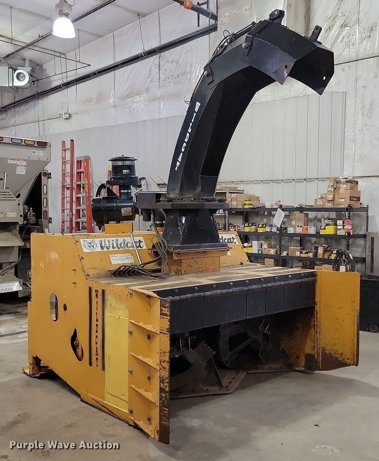 image for item LA9537 Wildcat  M7000MDR snow blower