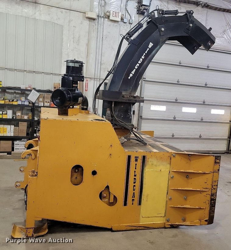 image for item LA9537 Wildcat  M7000MDR snow blower