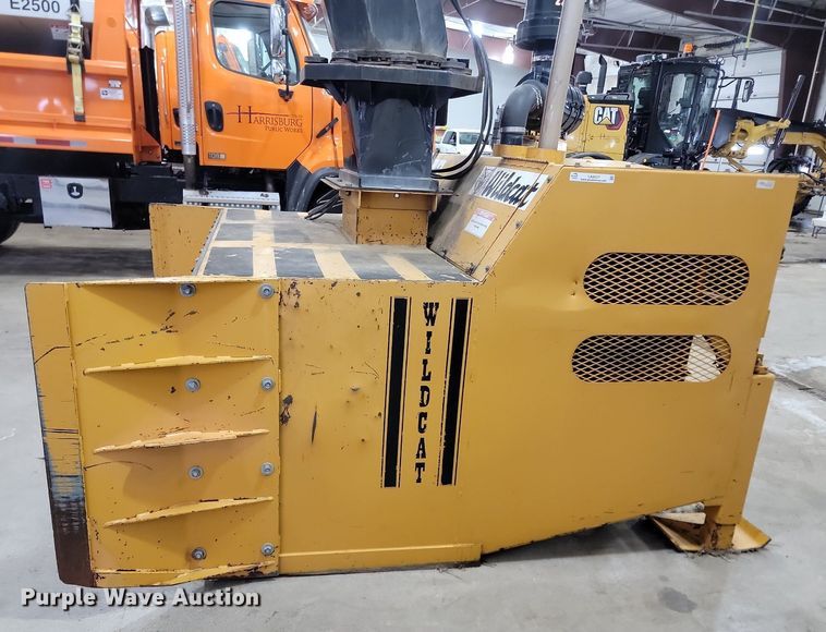 image for item LA9537 Wildcat  M7000MDR snow blower