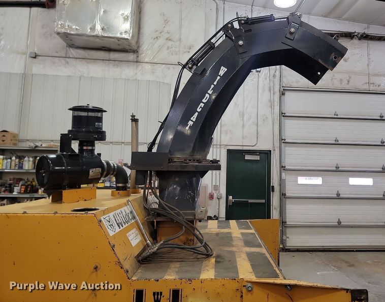 image for item LA9537 Wildcat  M7000MDR snow blower