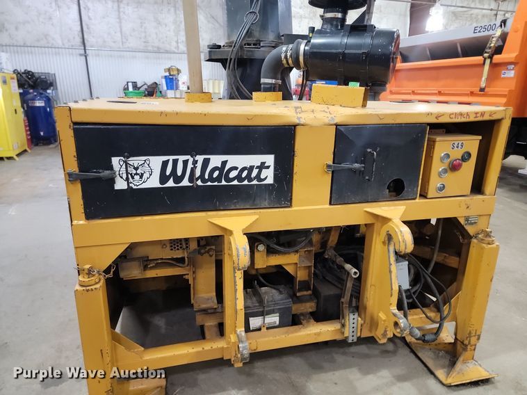 image for item LA9537 Wildcat  M7000MDR snow blower