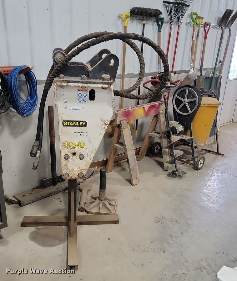 image for item LA9539 Stanley  MB35603  breaker