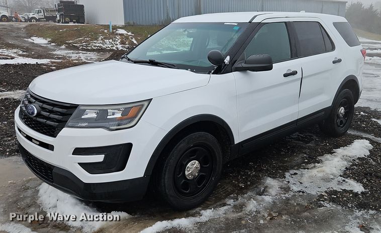image for item LB9741 2017 Ford Explorer Police Interceptor  SUV