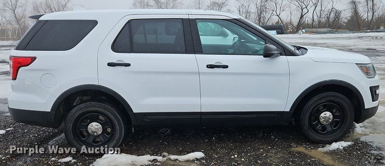 image for item LB9741 2017 Ford Explorer Police Interceptor  SUV