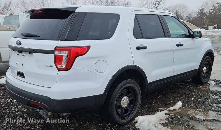 image for item LB9741 2017 Ford Explorer Police Interceptor  SUV