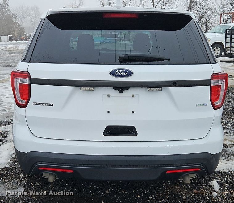 image for item LB9741 2017 Ford Explorer Police Interceptor  SUV