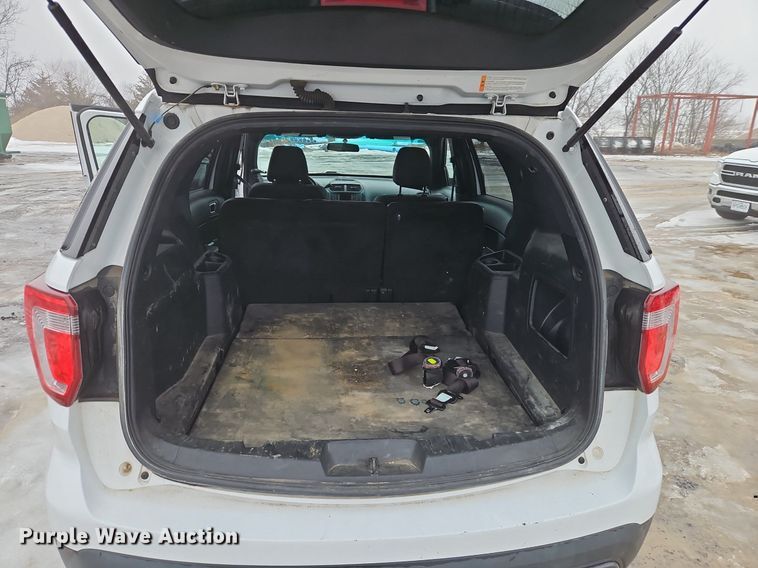 image for item LB9741 2017 Ford Explorer Police Interceptor  SUV