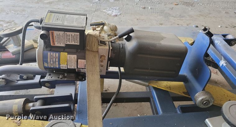 image for item LC9517 2016 BendPak automotive lift 