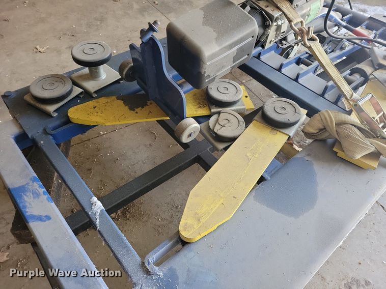 image for item LC9517 2016 BendPak automotive lift 