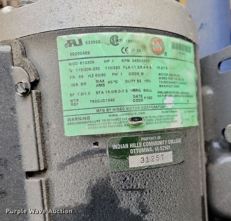 image for item LC9517 2016 BendPak automotive lift 