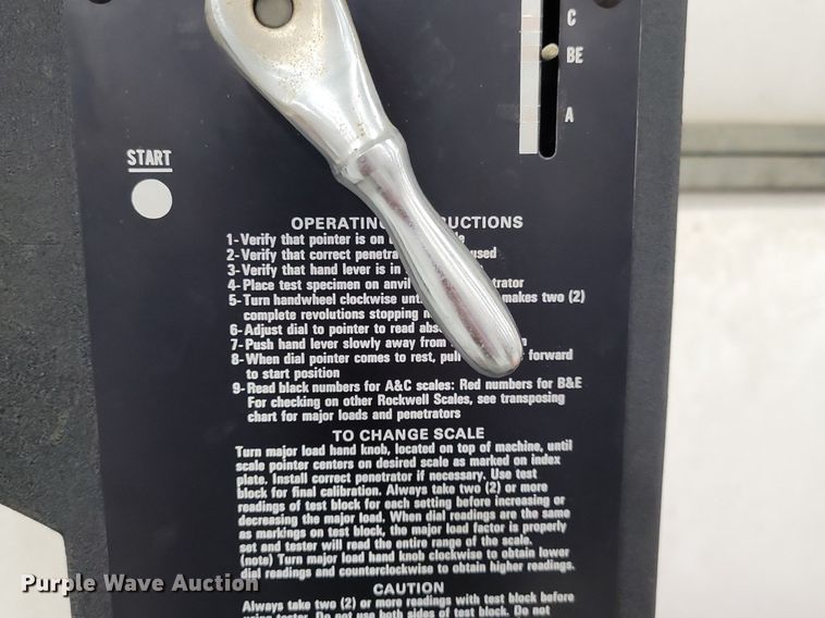 image for item LC9529 Everco Auto Air Service Center III AC charging station