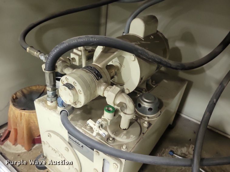 image for item LC9529 Everco Auto Air Service Center III AC charging station