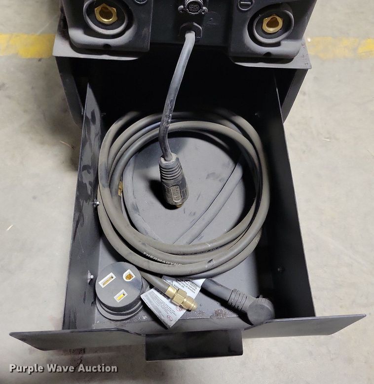 image for item LC9796 Thermal Arc Fabricator 211i welder