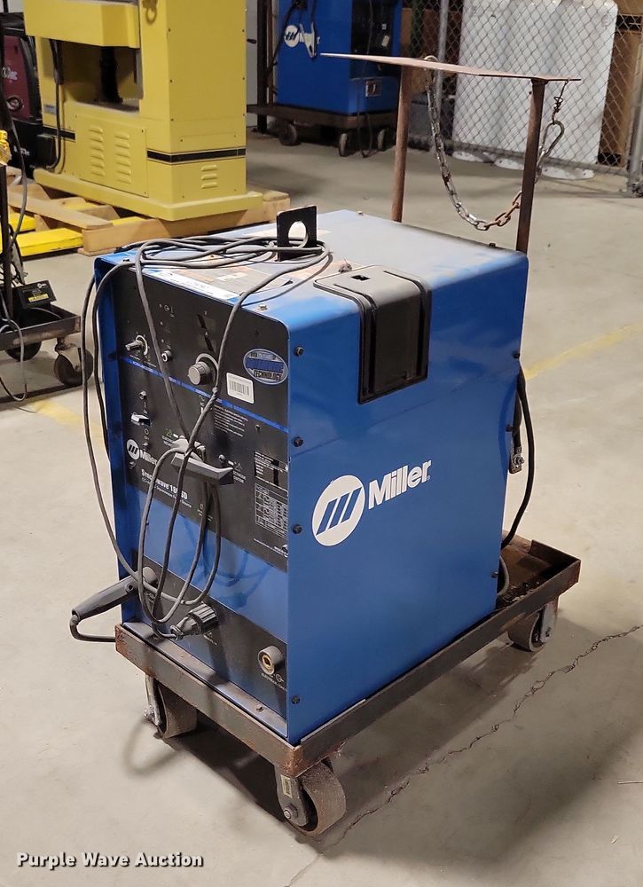 image for item LC9797 Miller Syncrowave 180SD welder