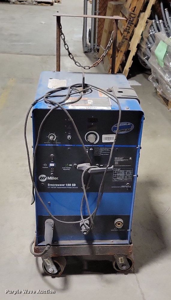 image for item LC9797 Miller Syncrowave 180SD welder