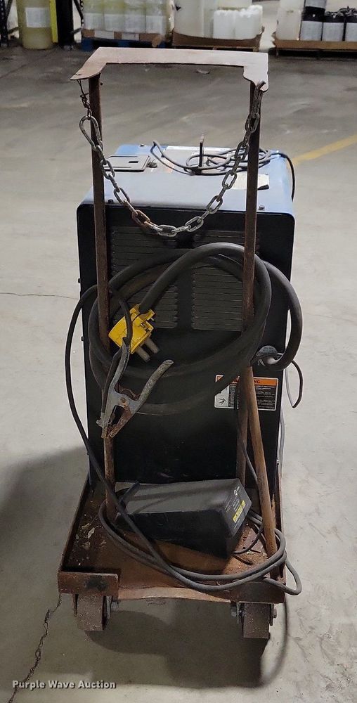 image for item LC9797 Miller Syncrowave 180SD welder