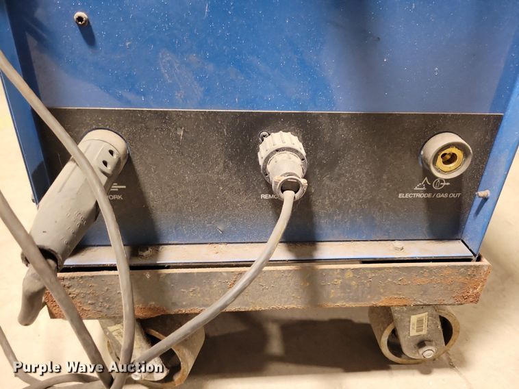 image for item LC9797 Miller Syncrowave 180SD welder