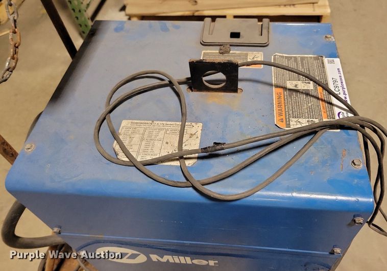 image for item LC9797 Miller Syncrowave 180SD welder