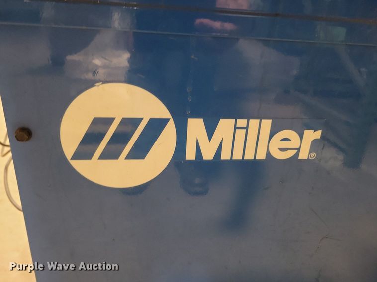 image for item LC9797 Miller Syncrowave 180SD welder