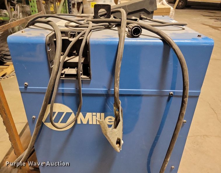 image for item LC9799 Miller Syncrowave 250DX welder