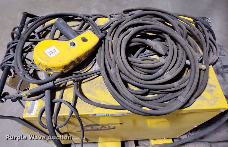 image for item LC9804 ESAB Heliarc 252 welder
