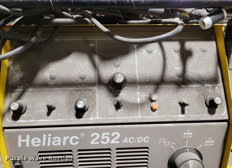 image for item LC9804 ESAB Heliarc 252 welder