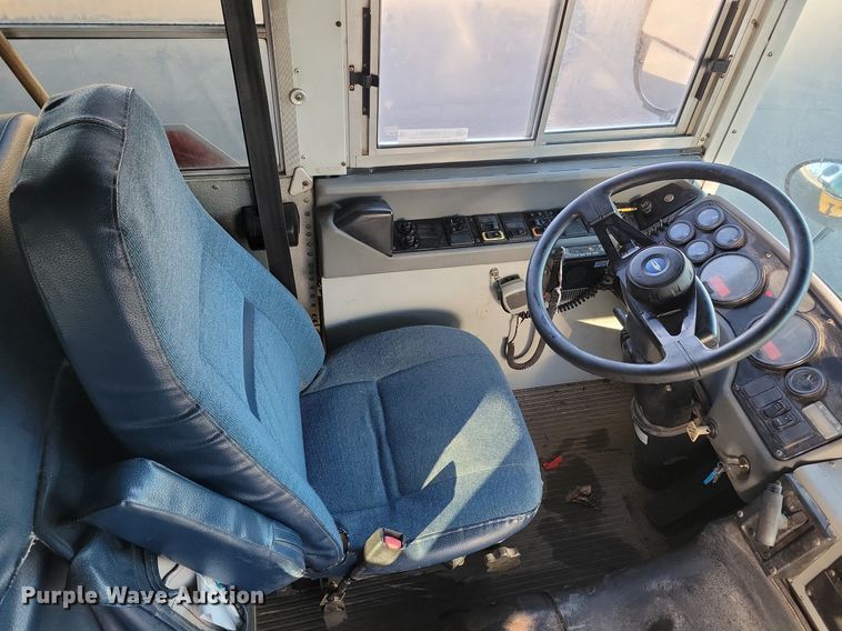 image for item LC9813 2007 Blue Bird school bus