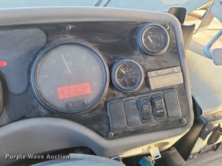 image for item LC9813 2007 Blue Bird school bus