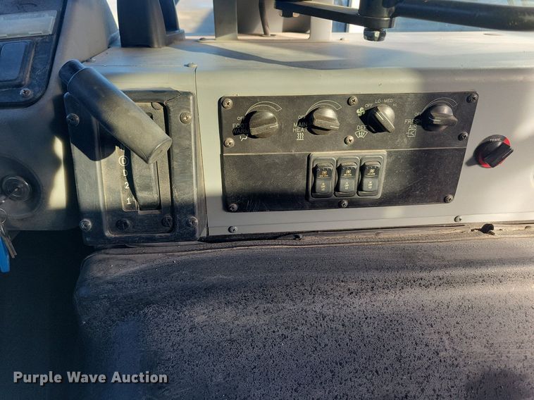 image for item LC9813 2007 Blue Bird school bus