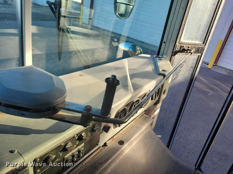 image for item LC9813 2007 Blue Bird school bus