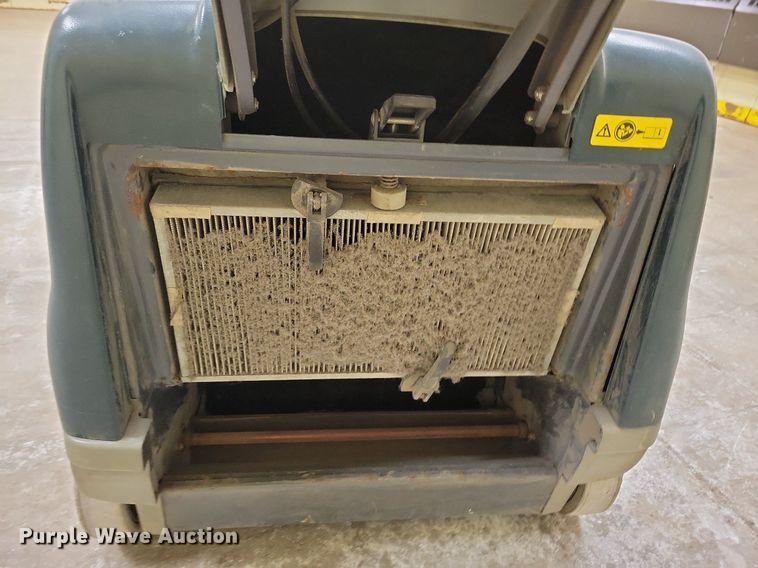 image for item LC9814 Scout 28 611667 floor scrubber