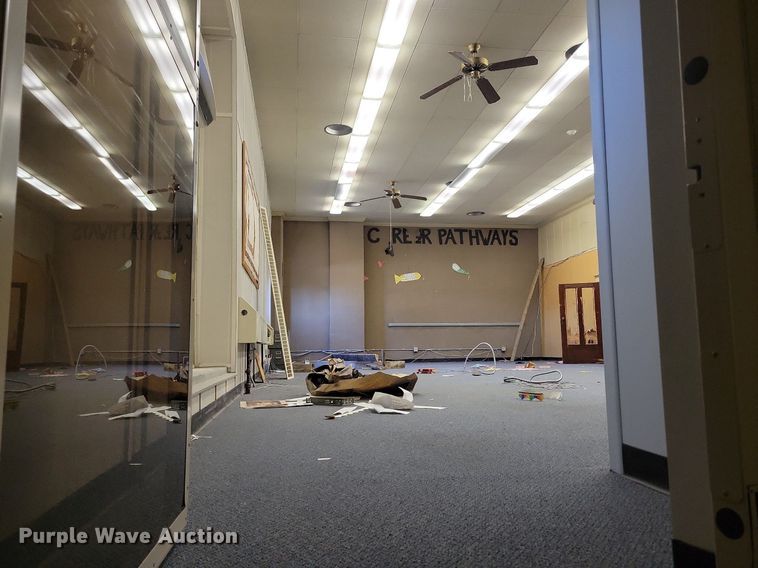 image for item LC9815 Access handicap elevator