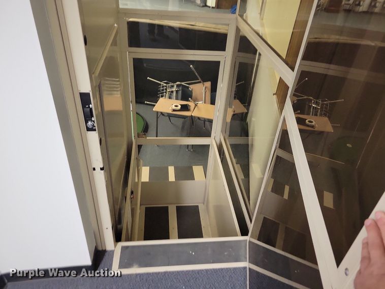 image for item LC9815 Access handicap elevator