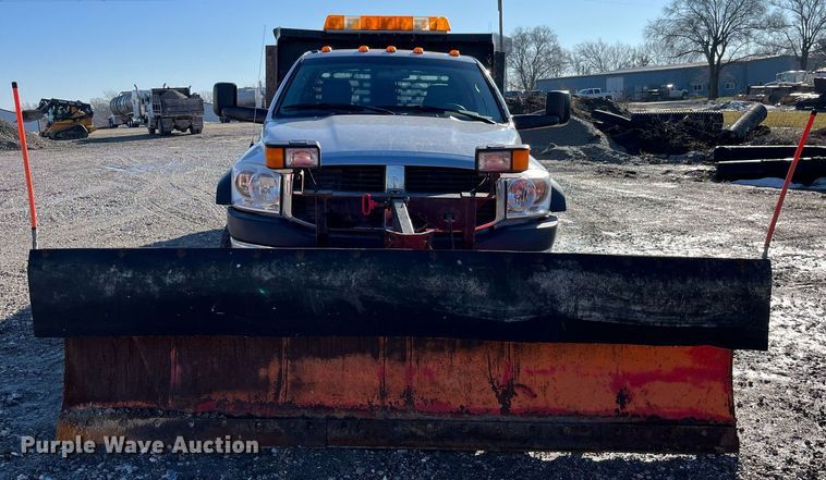 image for item LD9935 2009 Dodge Ram 5500 dump truck