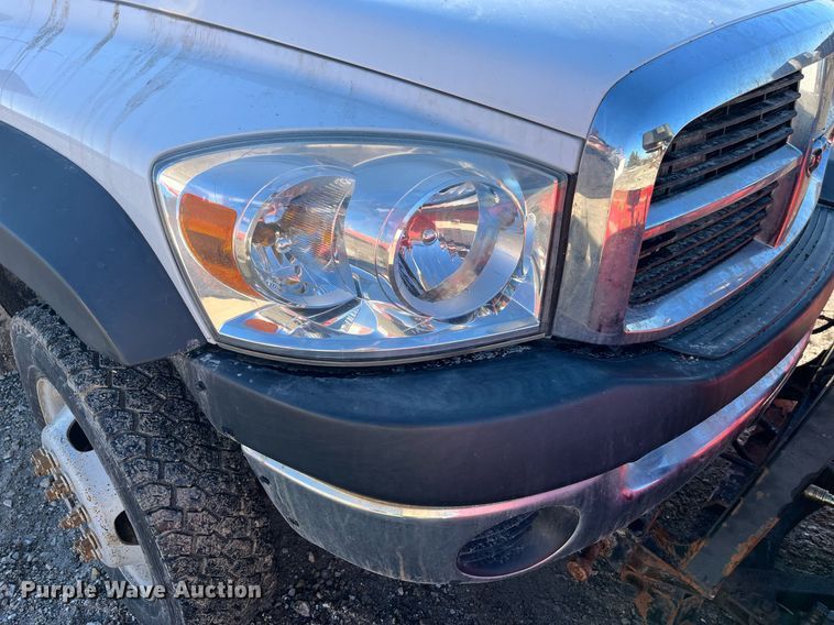 image for item LD9935 2009 Dodge Ram 5500 dump truck