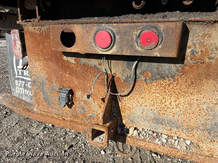 image for item LD9935 2009 Dodge Ram 5500 dump truck