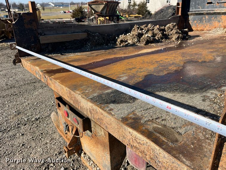 image for item LD9935 2009 Dodge Ram 5500 dump truck