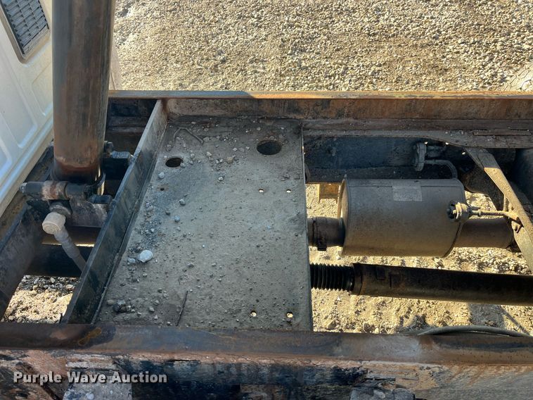 image for item LD9935 2009 Dodge Ram 5500 dump truck