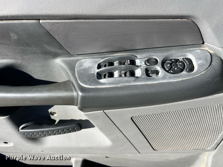 image for item LD9935 2009 Dodge Ram 5500 dump truck