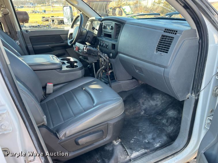 image for item LD9935 2009 Dodge Ram 5500 dump truck