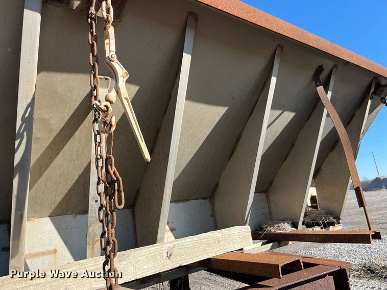 image for item LD9935 2009 Dodge Ram 5500 dump truck