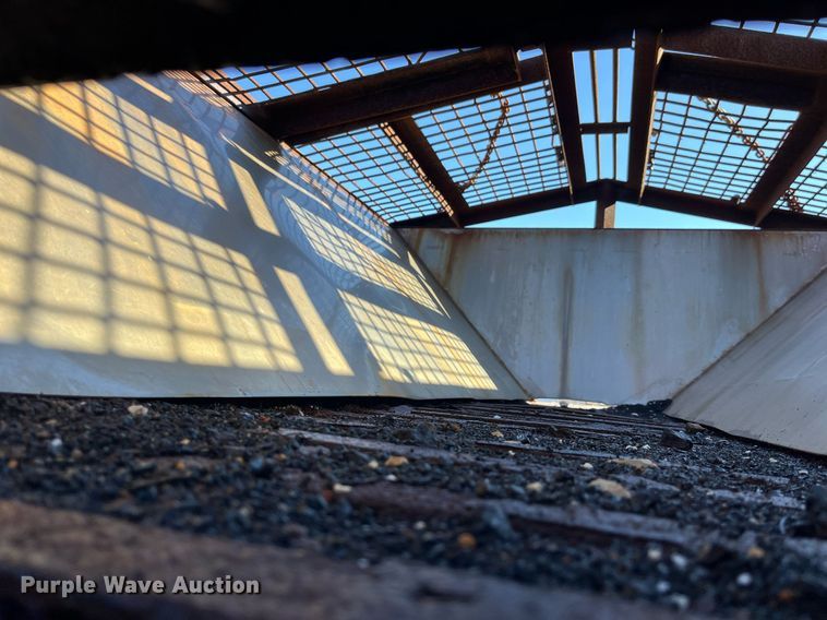 image for item LD9935 2009 Dodge Ram 5500 dump truck