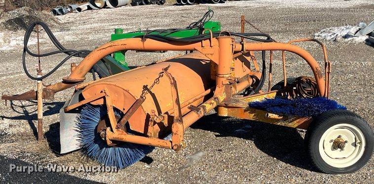 image for item LD9936 W.E. Grace MB 105 E broom