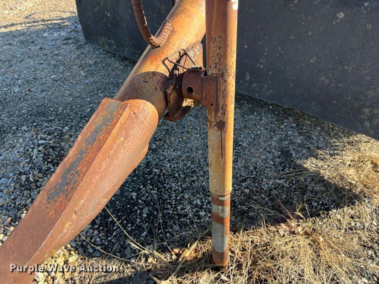 image for item LD9936 W.E. Grace MB 105 E broom