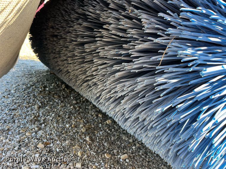 image for item LD9936 W.E. Grace MB 105 E broom